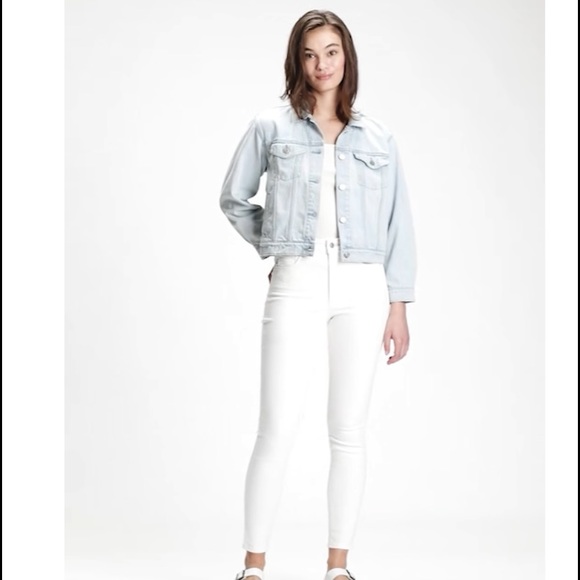 NWT GAP Cropped Icon Denim Jacket With Washwell™ - Picture 5 of 5